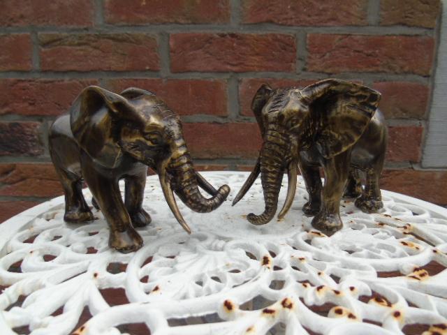 Photo éléphant en bronze , bronze animalier , un G et un D image 4/5
