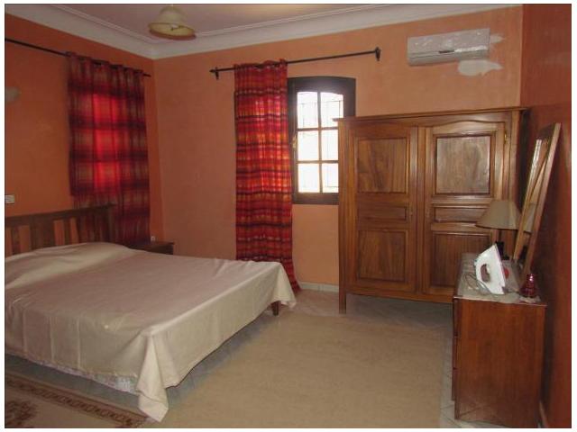 Photo En location longue durée meublé Étage  villa image 4/6