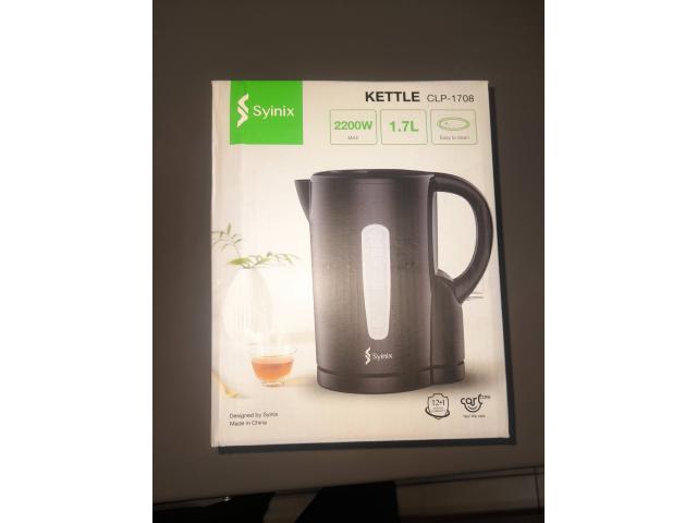 Photo EXTRACTEUR DE JUS , MIXEUR , HACHOIR ET BOULLOIRE A VENDRE image 4/4