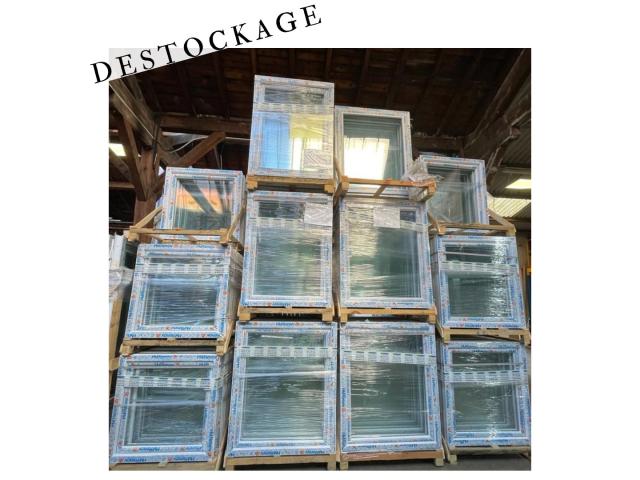 Photo Fenêtres en stock PVC à prix promotionnel image 4/5