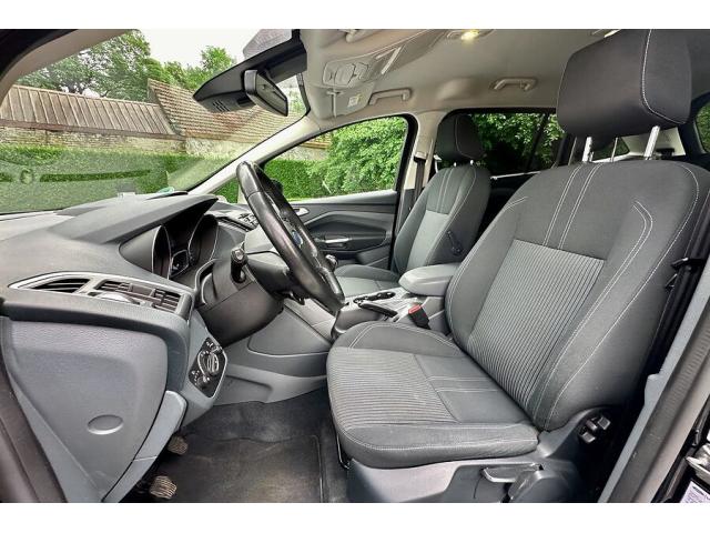 Photo Ford Grand C-Max 1.0 Ecoboost Titanium Style - 01 2015 image 4/6