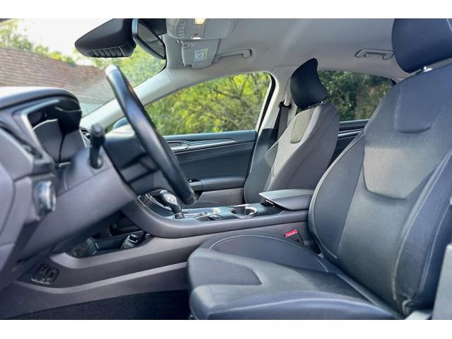 Photo Ford Mondeo 2.0 E/B Hybr. XHEV Titanium Aut. - 03 2021 image 4/6