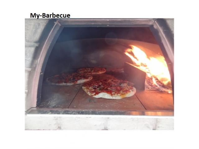 Photo Four à Bois MAXIMUS PRIME rouge My-Barbecue image 4/5