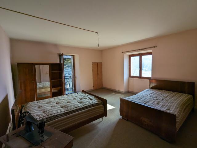 Photo FRANCE-SAVOIE- LA Chapelle - Maison de Village image 4/6