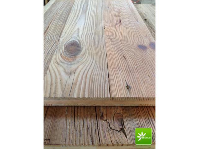 Photo Fronts de meubles vieux bois image 4/5