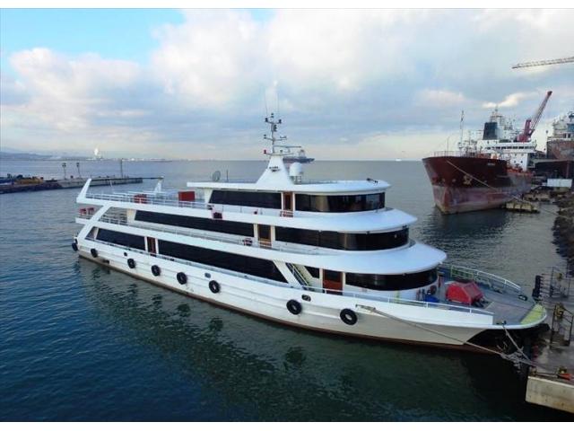 Photo Grand bateau transport 1000 passagers de 49 m année 2012 image 4/6