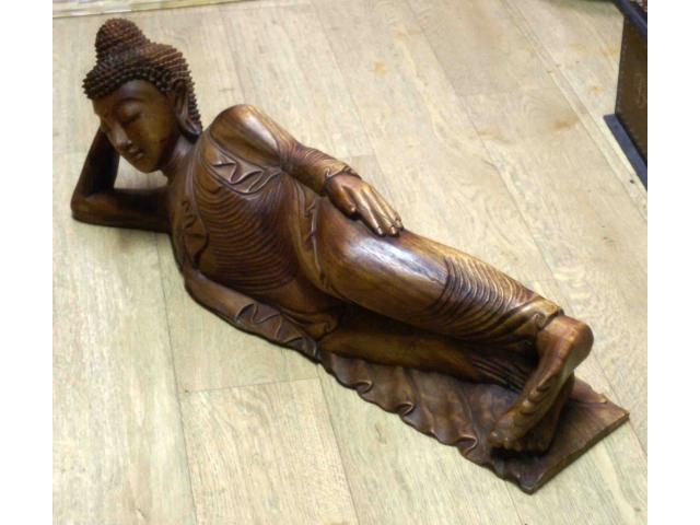 Photo grande statue de Bouddha allongée en bois - L: 80 cm image 4/4