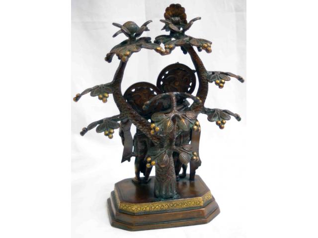 Photo Grande statue de Krishna et Rukmini sous l'arbre - H: 40 cm image 4/4