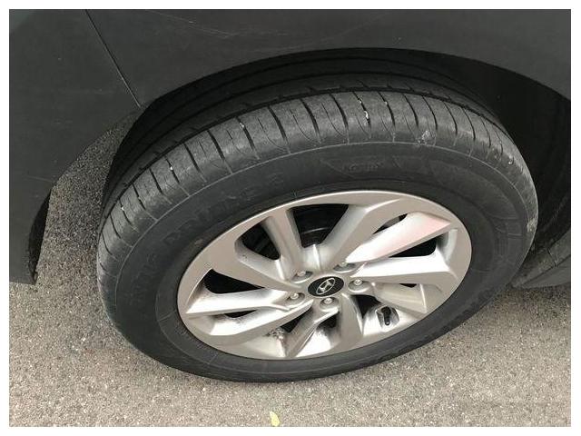 Photo Hyundai Tucson - Business 1.7 CRDI 115CV 2WD image 4/6