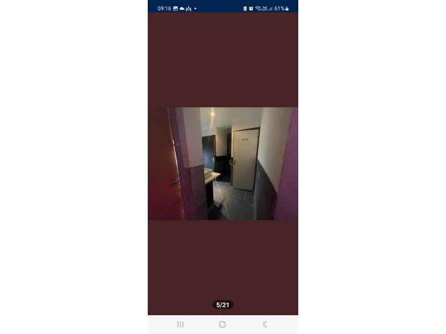 Photo Immeuble mixte commerce et habitation image 4/6