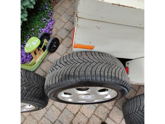 Photo Jantes et pneus pour VW 5,6,7 image 4/5