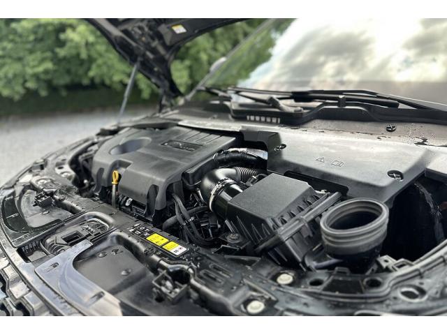 Photo Land Rover Range Rover Evoque 2.0d R-Dynamic - 03 2022 image 4/6