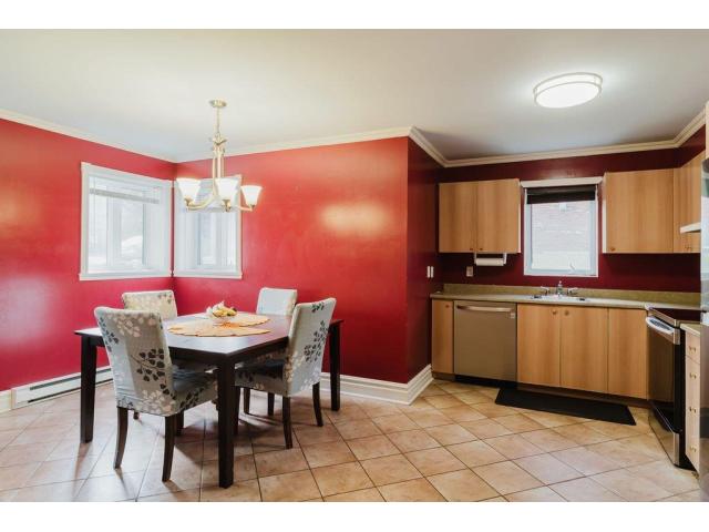 Photo Large and bright open condo 3 bedrooms Chomedey $379,000 (Laval, Quebec) image 4/6