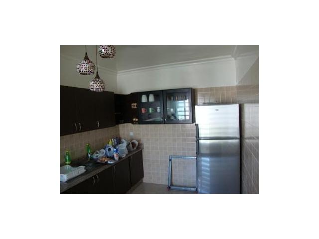 Photo location d'un appartement bien meublé dans une résidence fermer image 4/5