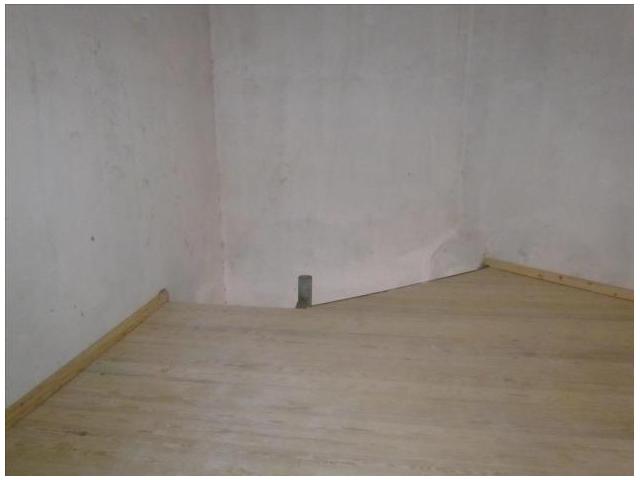 Photo location Magasin/bureau .15 M² de sol et 12 M² à la mezzanine alal el fa image 4/6