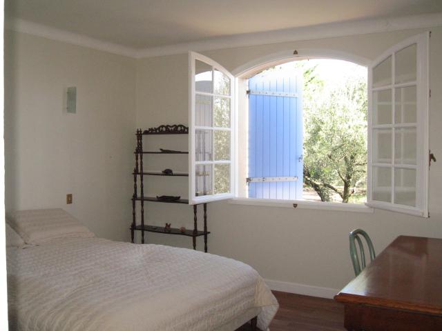 Photo Location maison France - Vaucluse - Calme - Piscine - 6 personnes image 4/6