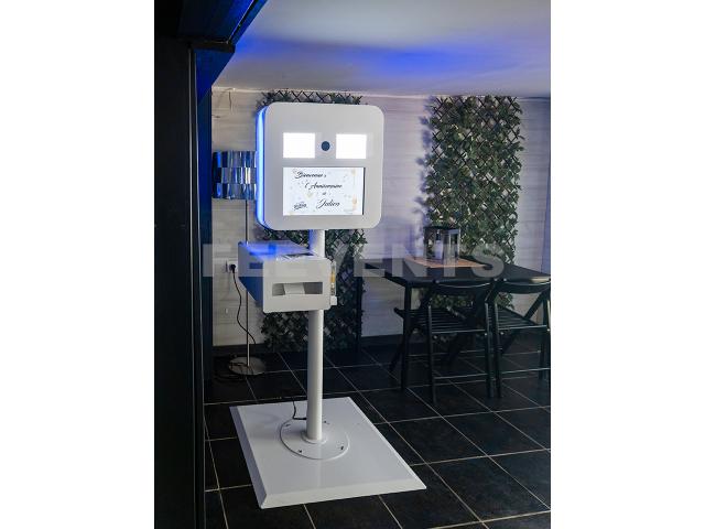 Photo Location Photobooth, Borne Selfie, Borne photo image 4/6