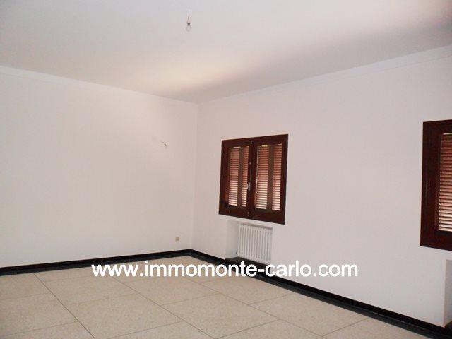 Photo Location villa avec chauffage central à  Souissi Rabat image 4/6
