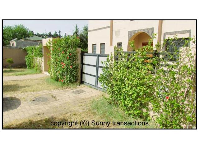 Photo location villa usage bureau a targa image 4/6