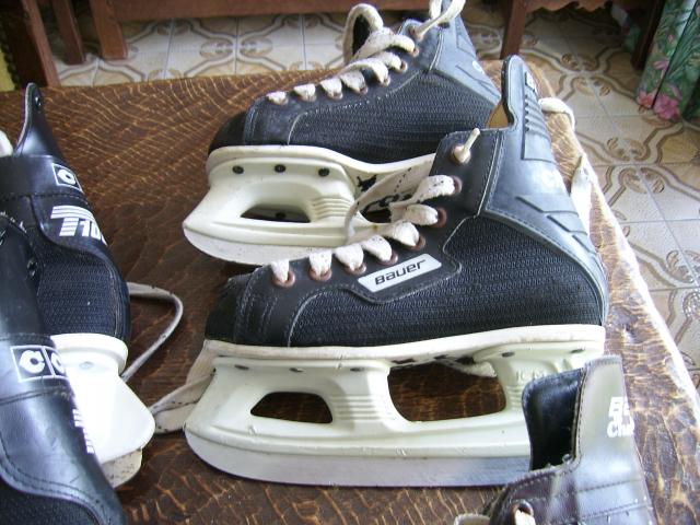 Photo lot de 3 paires de patin à glace image 4/4