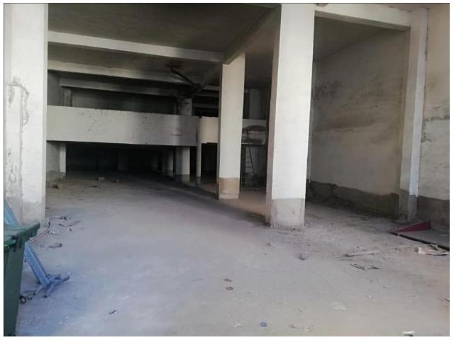 Photo Magasin en vente sur roches noires de 648m image 4/4