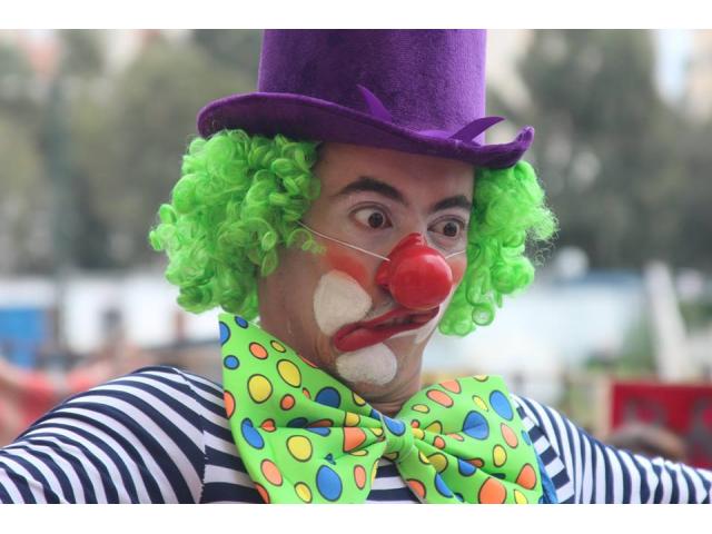 Photo Magicien pour anniversaire alger Magicien spectacle animation maquillage clown  enfants alger image 4/6