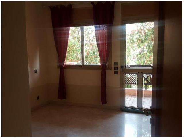 Photo Magnifique appartement de 180m² à louer vide image 4/6