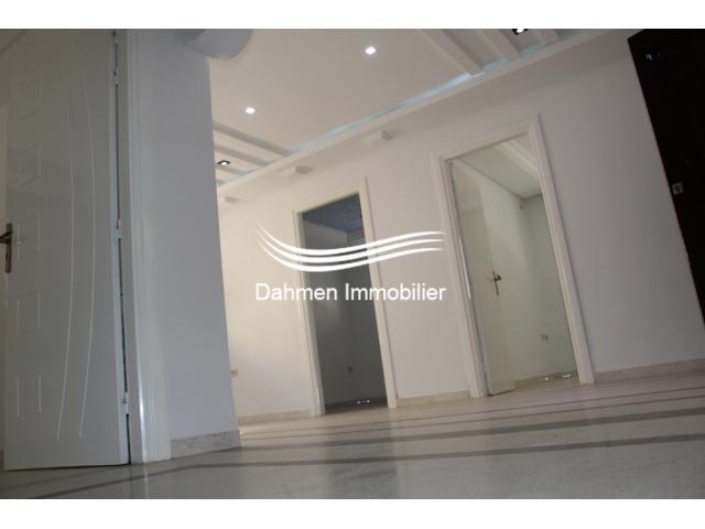 Photo Magnifique Appartement occupe le Réez de chausser à vendre image 4/6