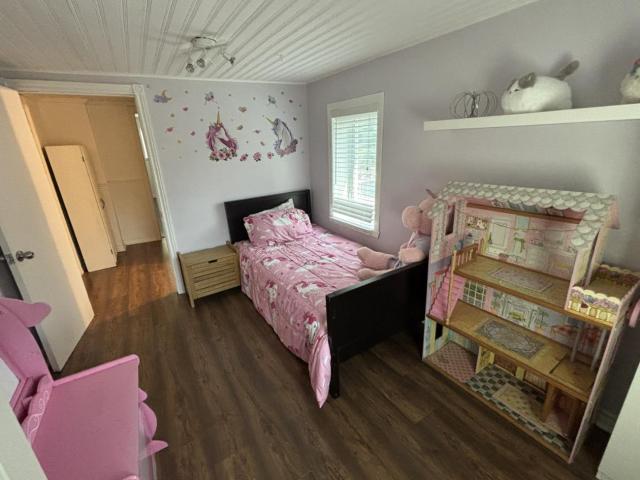 Photo Maison avec garage parfaite pour 1er achat ! Henryville (Québec, Canada) image 4/6
