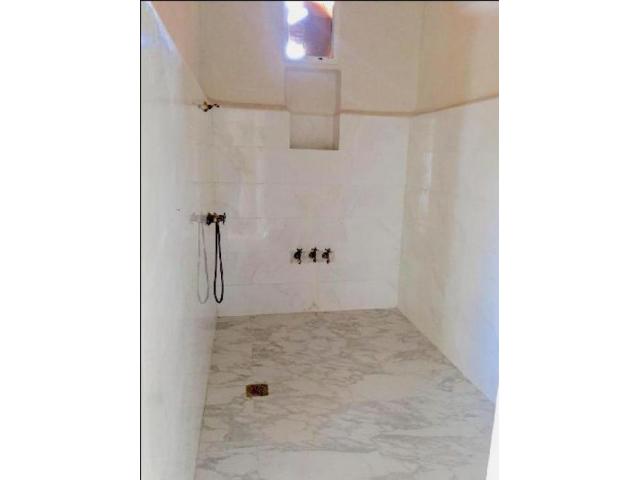 Photo MAISON DE COMPAGNE VIDE OU MEUBLEE AC PISCINE image 4/6