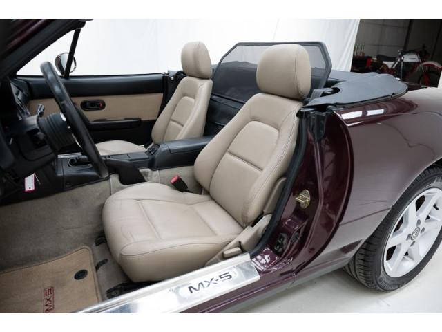 Photo Mazda MX5 '96 CH03167 image 4/6