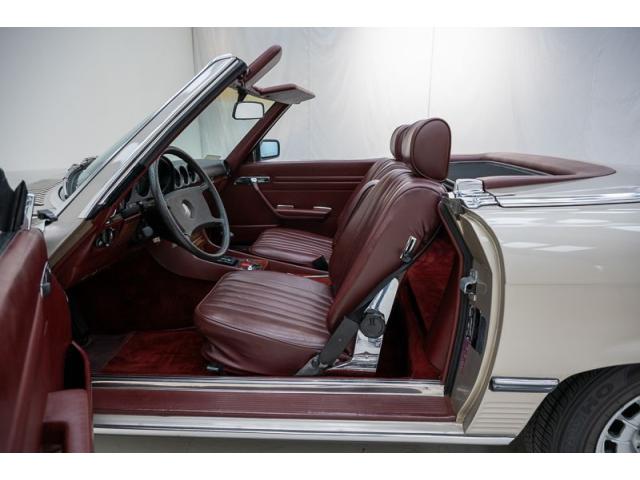 Photo Mercedes-Benz 380 SL + Hardtop '85 CH29949 image 4/6