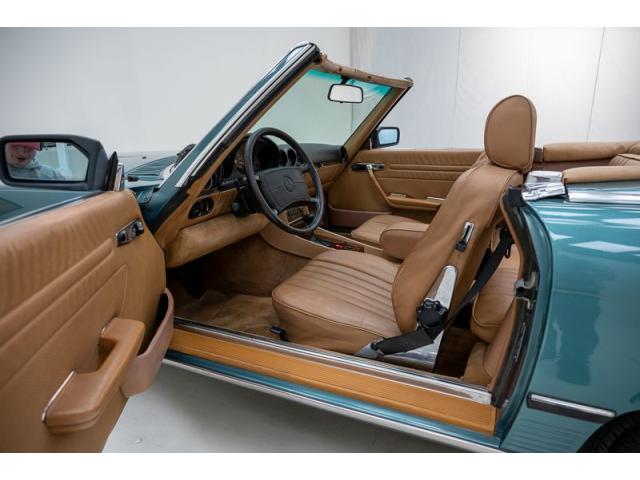 Photo Mercedes-Benz 560 SL '87 CH73600 image 4/6