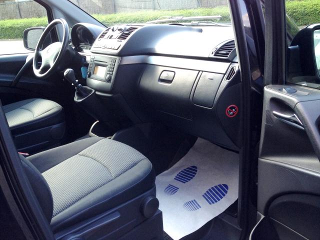 Photo MERCEDES VITO 113 CDI image 4/6