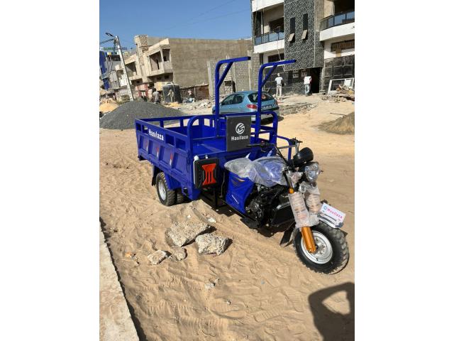 Photo MOTOS TRICYCLES A VENDRE AU SENEGAL MARQUE HASILAZA TOUTES NEUVES image 4/5