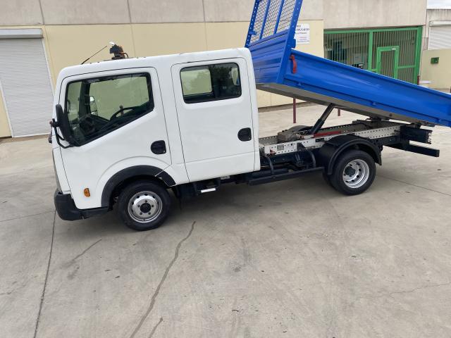 Photo Nissan cabstar benne double cabine 6 places comme neuf contrôle ok vierge . avec moteur n400 2l5 yd2 image 4/6