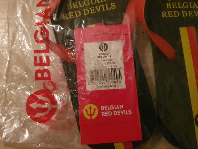 Photo Nouvelle paire de slache belgian red devils taille 43/44 image 4/5