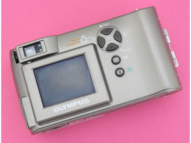 Photo Olympus Camedia C300 Zoom - Compact numérique - 3 Mpixels - Zoom optique 2.8x image 4/4