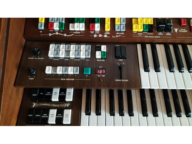 Photo Orgue électronique Yamaha Electone D65 image 4/6