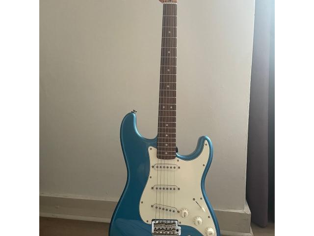 Photo Pack fender- guitare électrique bleu image 4/6