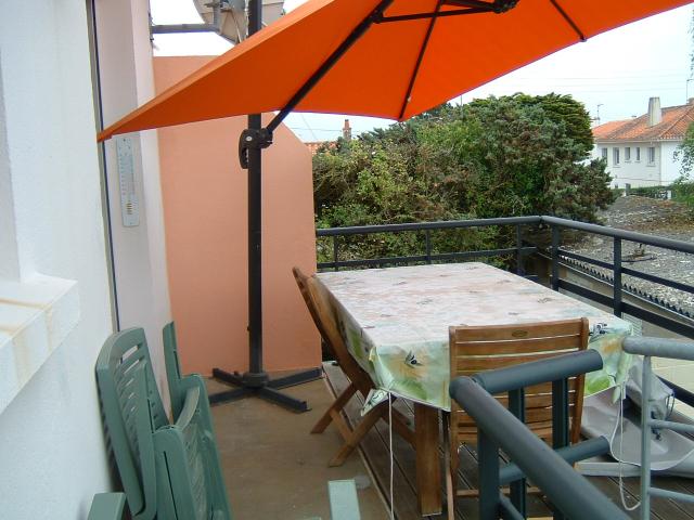 Photo parasol d'occasion image 4/4