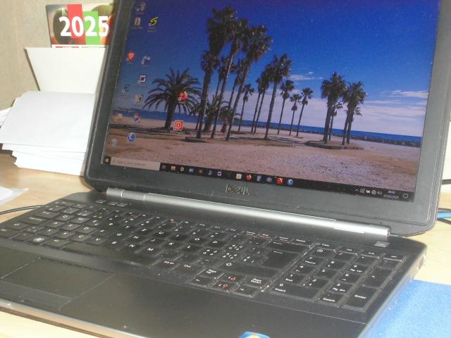 Photo pc portable dell image 4/4