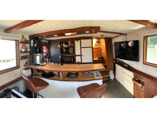 Photo PENICHE HABITABLE 15,54 M image 4/6