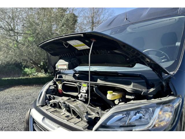 Photo Peugeot Boxer 2.2 BlueHDi L3H2 Pro S&S - 03 2021 image 4/6