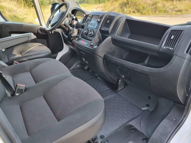 Photo Peugeot Boxer 9/2021 L2H2 2.2hdi 136cv 46249km Airco Cruise image 4/6