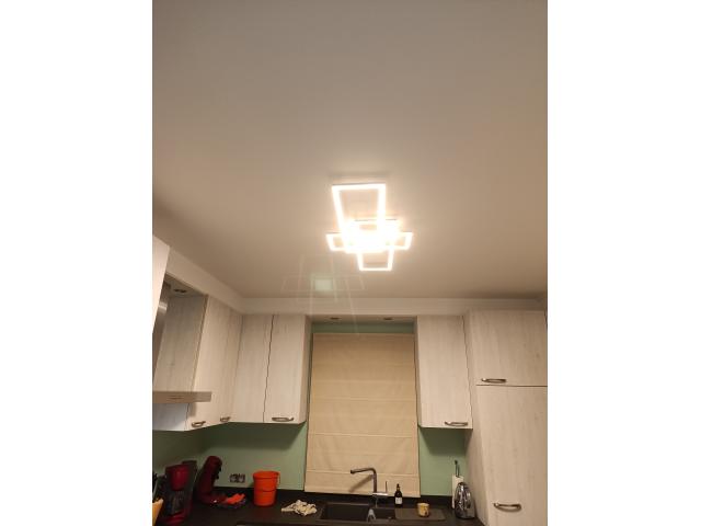 Photo plafonnier led trio leuchten irvine couleur métal et blanc mat L105 cm H6.5 cm P42 cm image 4/6