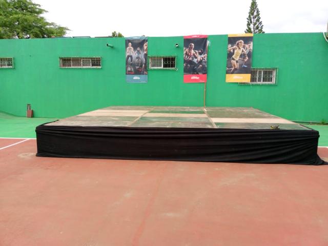 Photo PODIUM A LOUER  POUR VOS EVENEMENTS AU SENEGAL image 4/5
