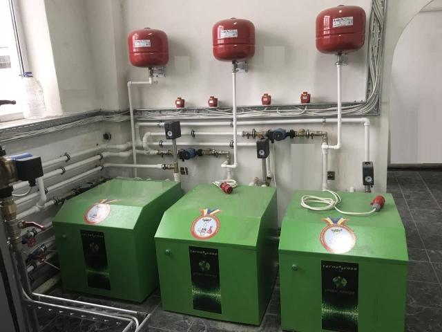 Photo Pompe à chaleur air-eau 12KW image 4/6
