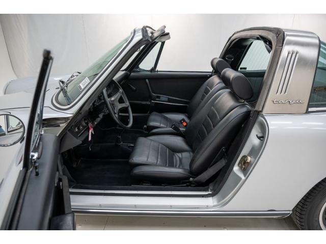 Photo Porsche 911 2.4 T/E Targa '71 CH10371 image 4/6