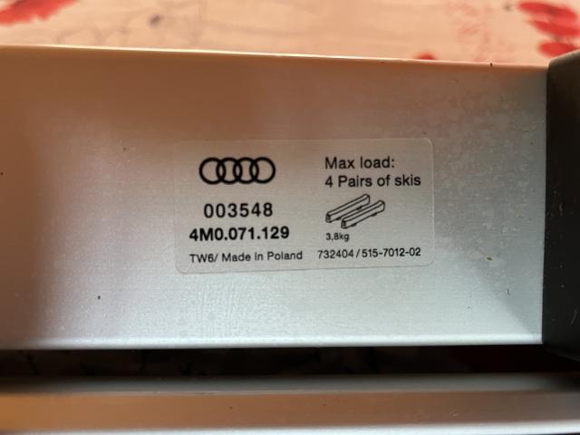 Photo Porte ski barre de toit Audi A1 image 4/4